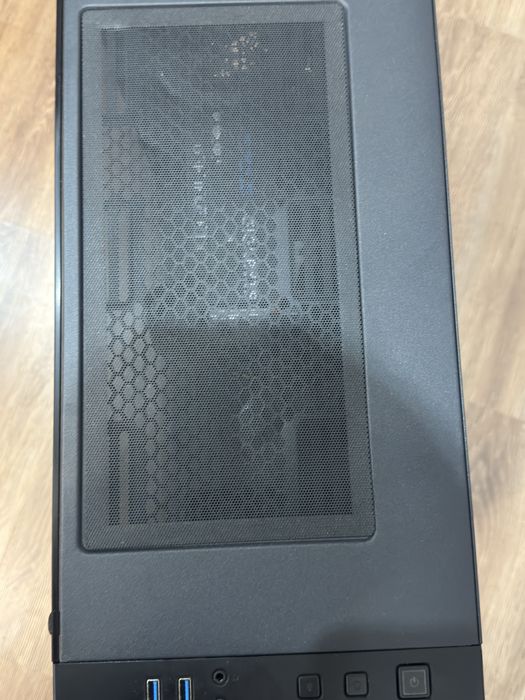 Продавам геймърски компютър – RTX 3050 8GB OC | Intel Core i5-11400F | 16GB RAM