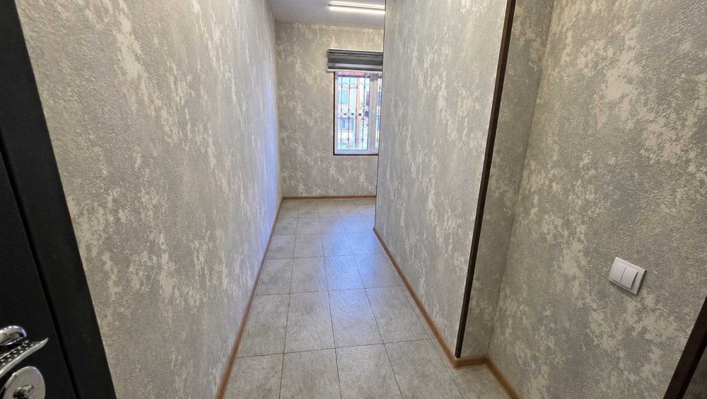 2 xonali kvartira / 2-комнатная, 61м², Sergeli-8A, ta’mirlangan