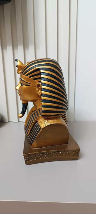 Qadimgi fir’avni haykalchasi (Misr suveniri) статуэтка фараона сувенир