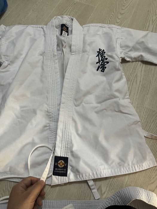 Продам кимоно для каратэ