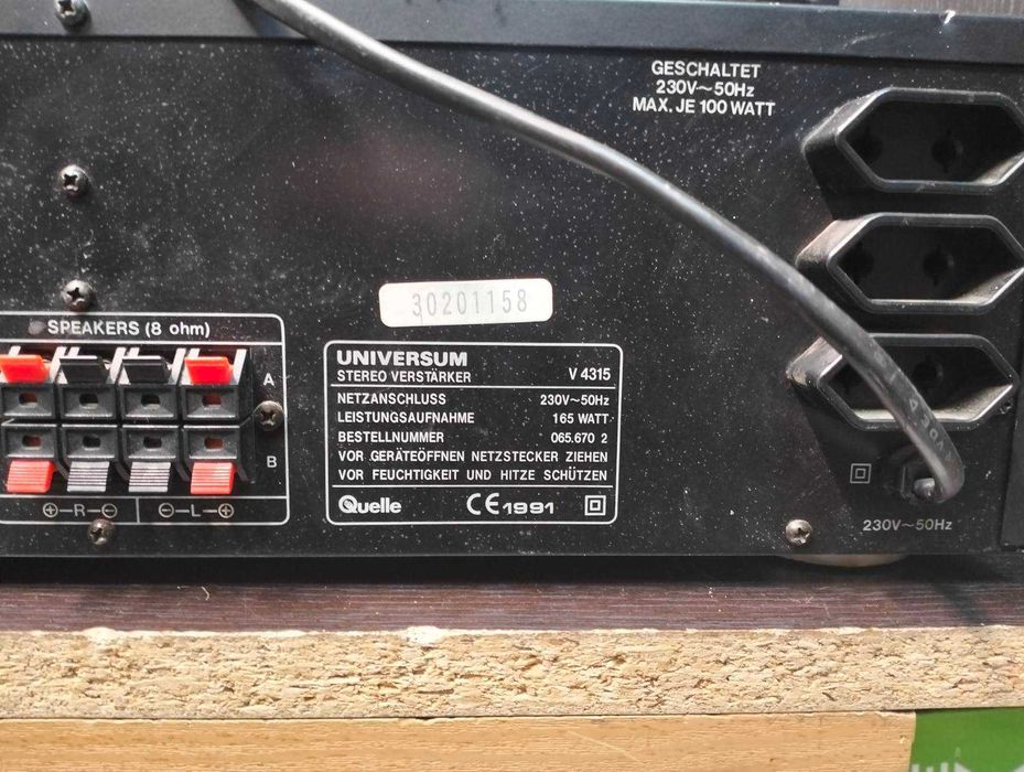 Продавам Усилвател и тонколони UNIVERSUM
