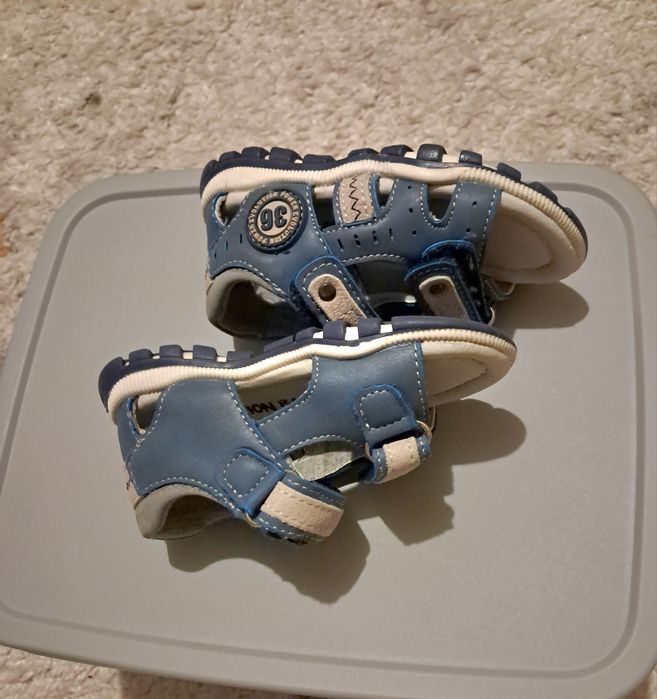 Sandale mărimea 21 Action boy