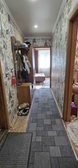 Продам З ком.квартиру