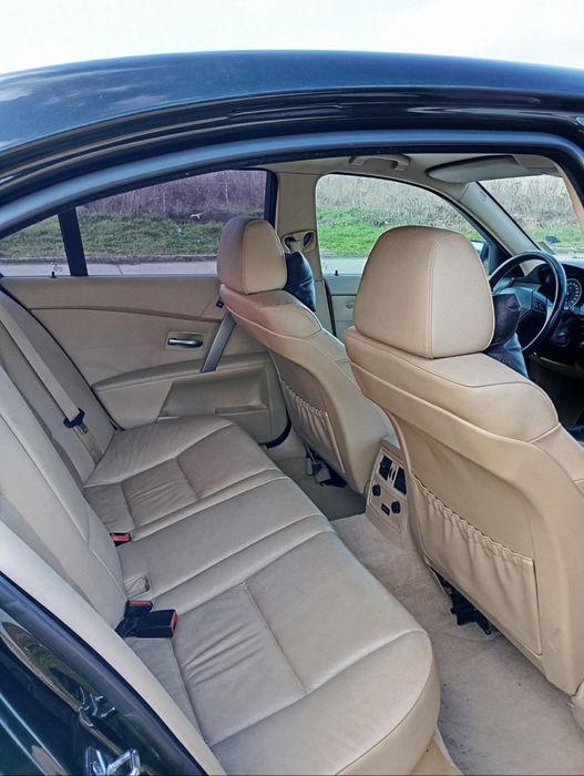Продавам BMW E60 525 xi