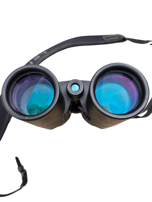 Binoclu Leica Geovid