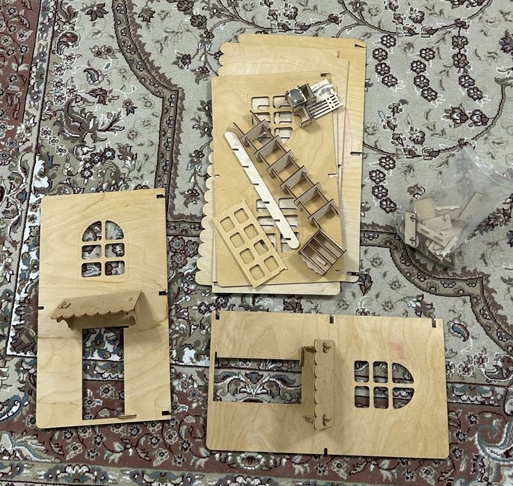 Домик для кукл из дерева