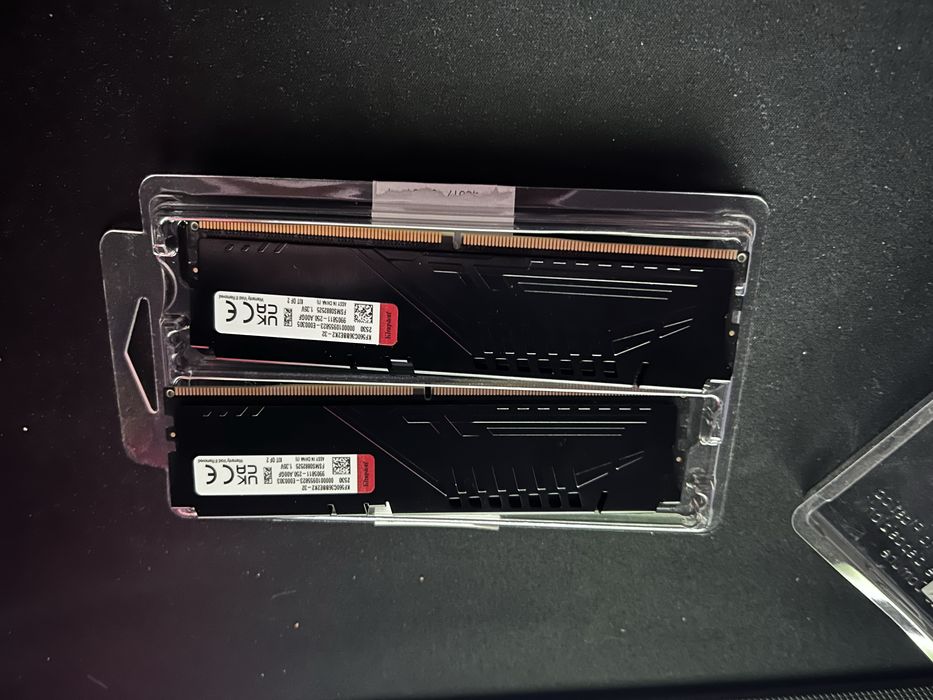 Kit memorie RAM 32GB DDR5 6000MHz CL36 2x16 Kingston Fury