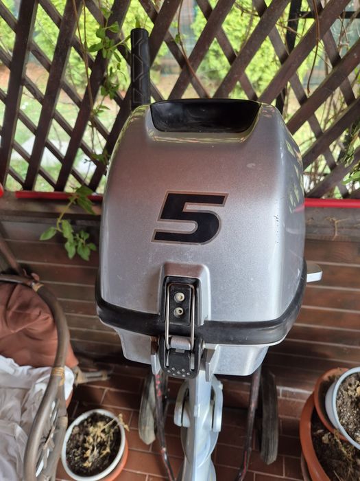 Motor barca honda 5 hp cizma scurta