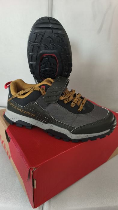Pantofi de ciclism MTB nr. 39, Specialized Rime 1.0 noi-nouți, nepurtați, pentru pedale SPD