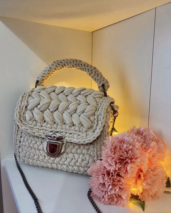 Ръчно плетена чанта