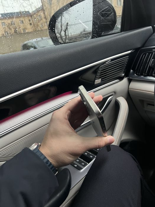 Iphone 15 pro max VNA