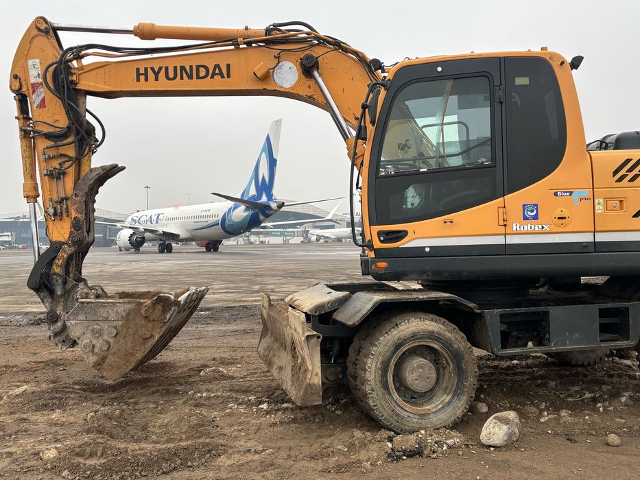 Услуги экскаваторов с опытным водителем