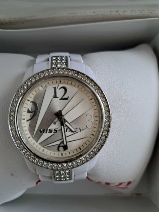 Часовник Miss Sixty