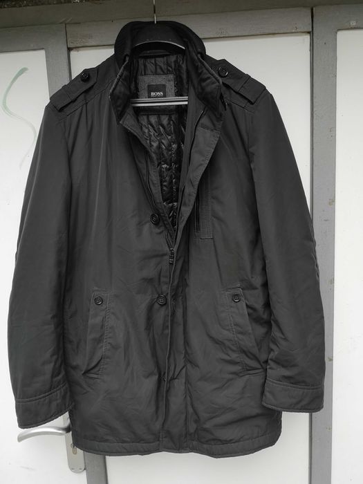 ''HUGO BOSS ''оригинално мъжко яке.шуба ХЛ размер