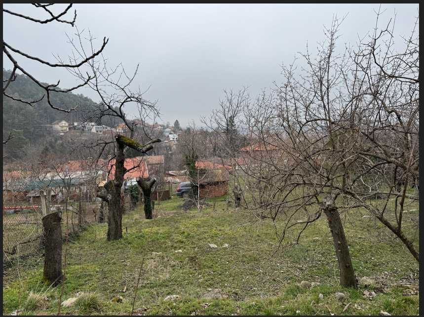 Продава се Парцел в София, Бъкстон - 607 кв.м за 67 €/кв.м - Снимка #2