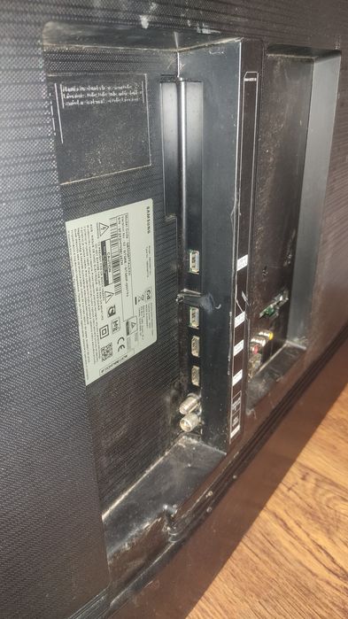 Samsung QE50Q67TAU LED, LCD и OLED за Части