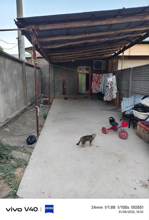 Продаётся дом Яшнабадский район  1,8 сотки 3 комнаты