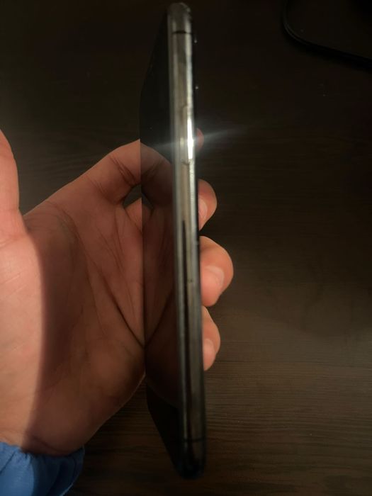 Prodavam iphone 11 pro