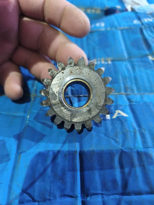 Pinion marșarier Dacia papuc sau 1310