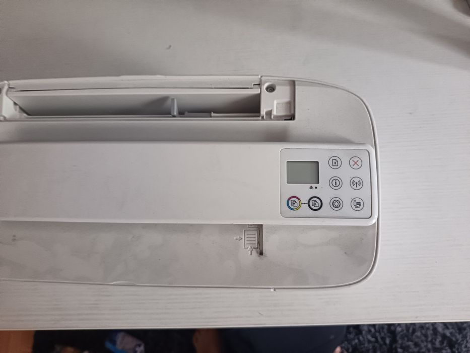 Imprimantă HP deskjet 3750