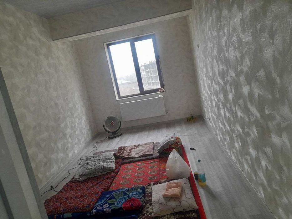 Bek baraka turar joyda joylashgan yangi dom 1 xonali