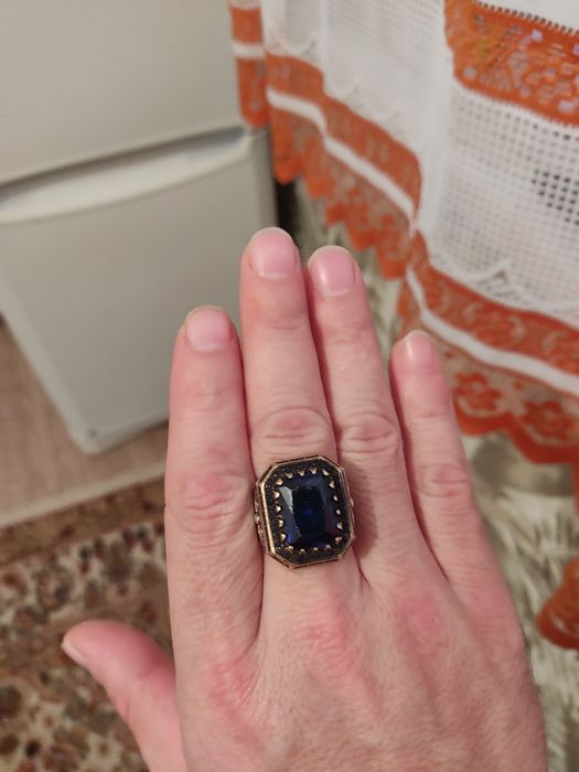 Продам серебряные мужской перстень