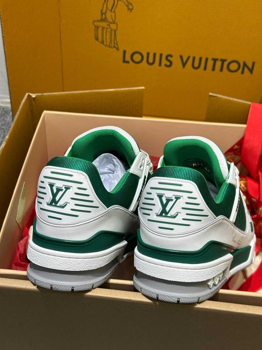 Adidasi Louis Vuitton Trainer Premium