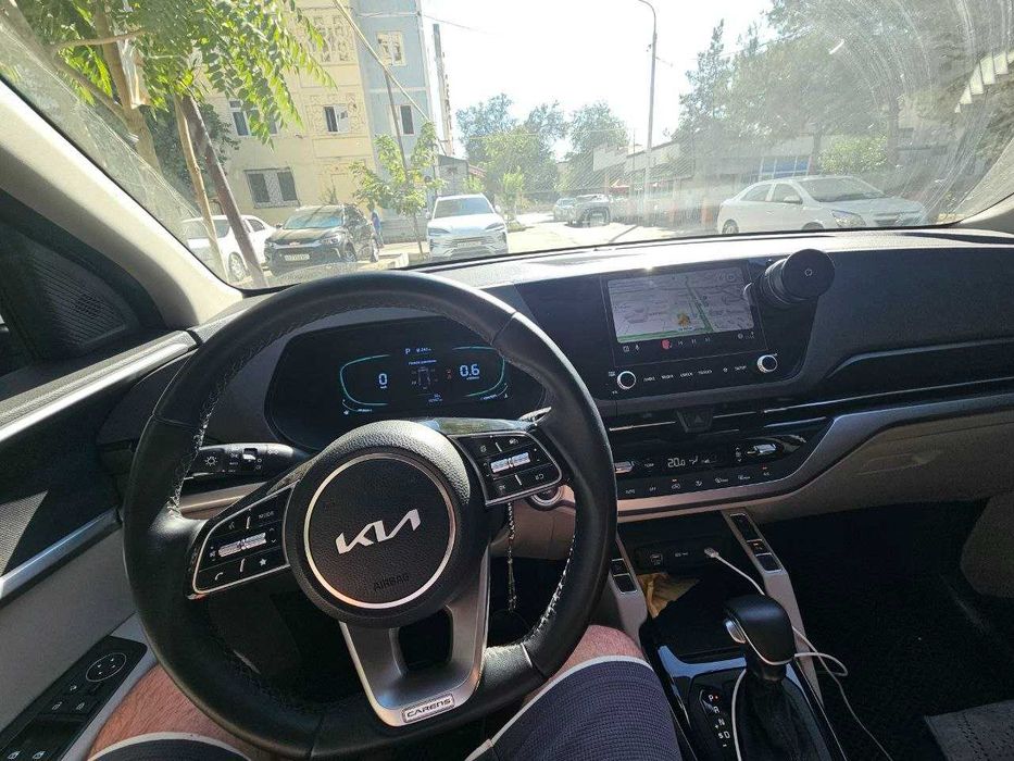 KIA Carens 2024 2-позиция