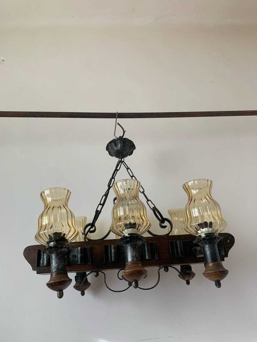 Candelabru din lemn cu fier forjat