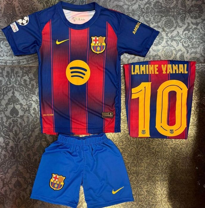 Compleu copii Fc Barcelona lamine yamal 10 kit 25/26 home