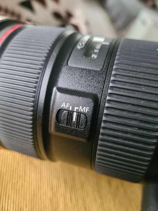 Canon EF 24-70mm f/2.8L II USM