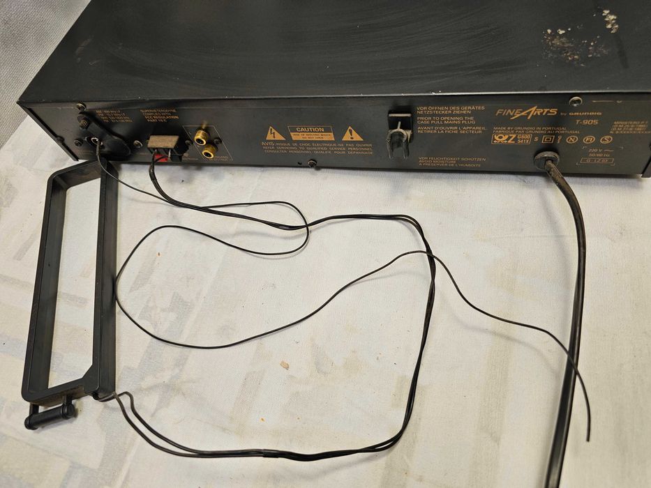 Tuner Radio Hi-Fi Grundig FineArts T-905 - Cu RDS, Stare Bună