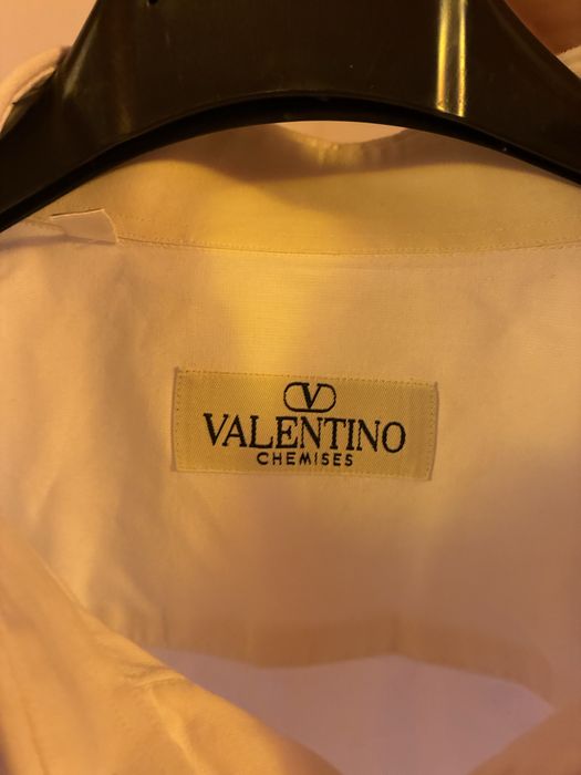 3 бели ризи (Valentino, Vingt Six, Columbia) – чисто нови