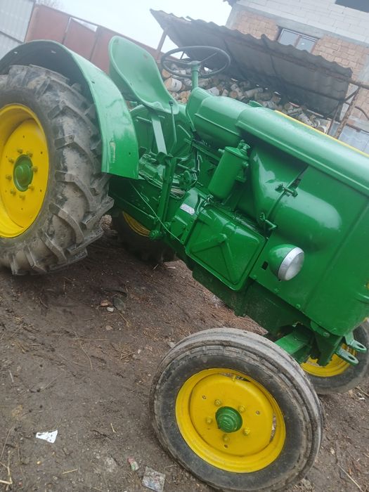 Vând tractor deutz