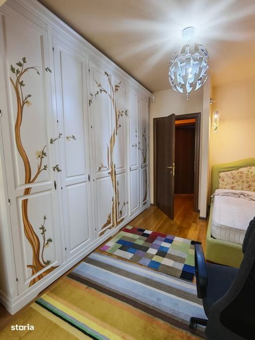 Apartament 5 camere | De Vanzare | Unirii | 2 Locuri Parcare