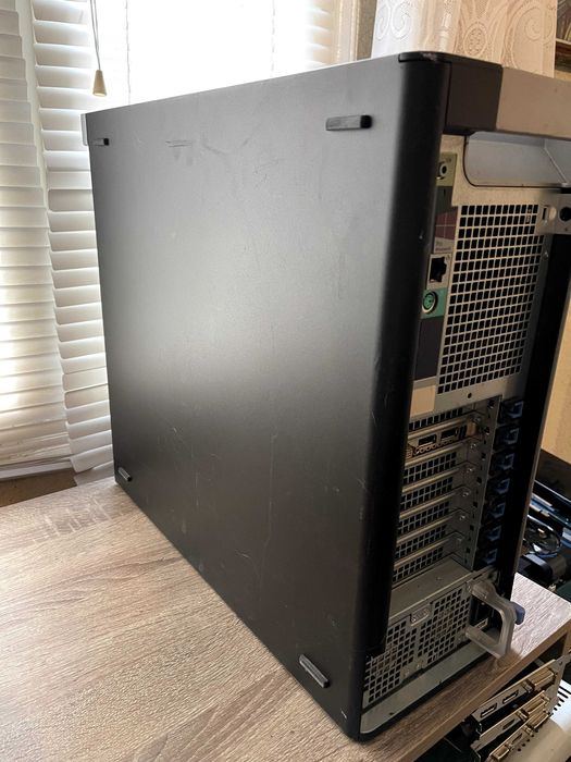 Workstation Dell Xeon E5-2609 v2 32GB RAM Total Quadro K2000 SSD + 2TB