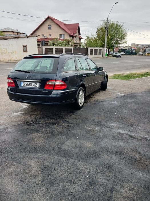 MERCEDES-BENZ E-Class 2004 — imagine 4