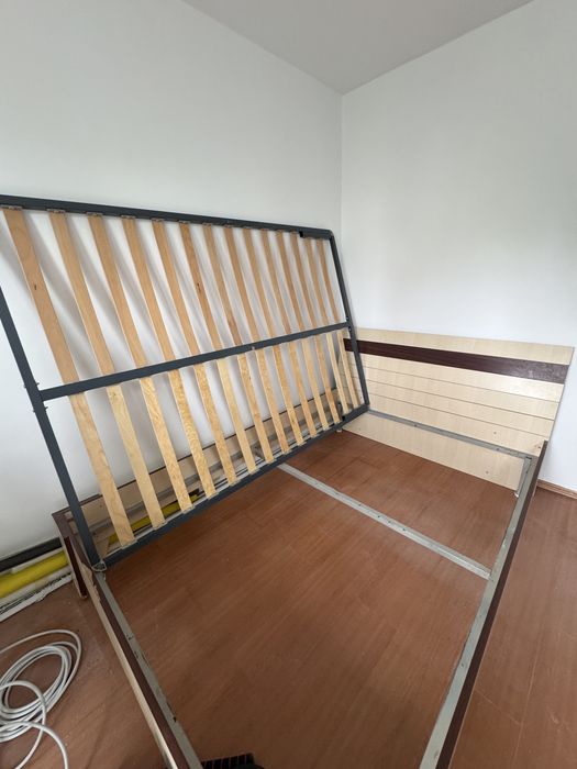 Pat cu somieră și saltea – stare foarte bună