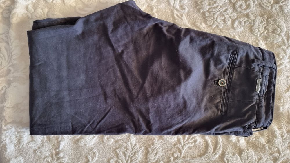 Детски панталони Massimo Dutti EU 38 като нови