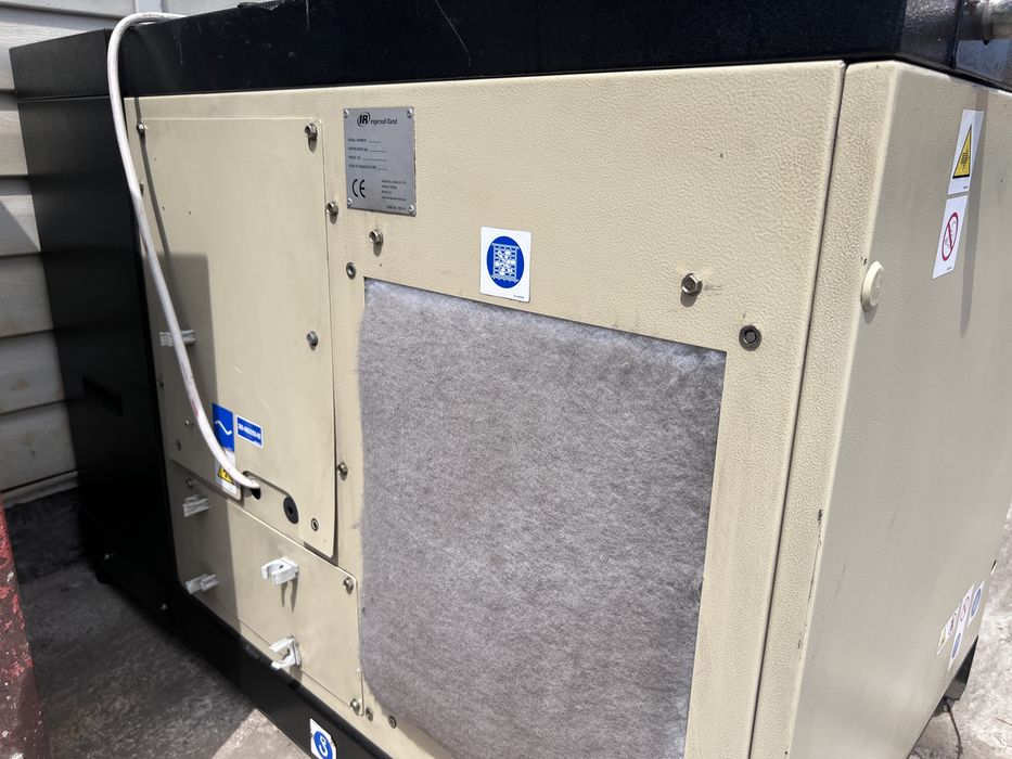 Compresor surub Ingersoll Rand 11kw