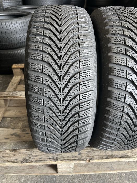 2 anvelope iarna ca NOI 205/55/16 Vredestein DOT 4221!