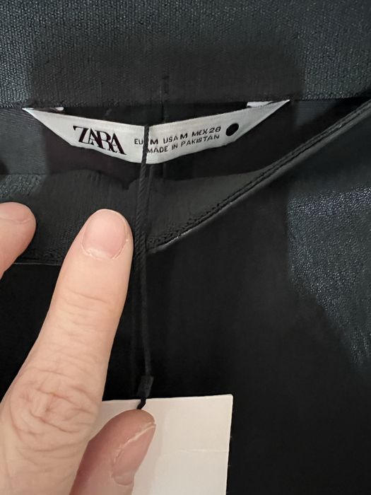 Pantaloni piele naturala zara