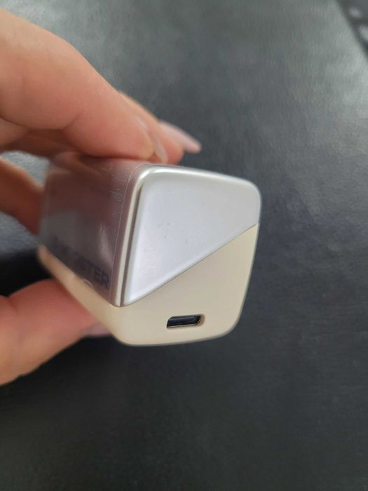 Vand casti Bluetooth noi sigilate