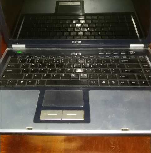 laptopuri funcționale pentru piese