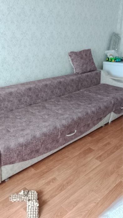 Продам диван в отличном состоянии