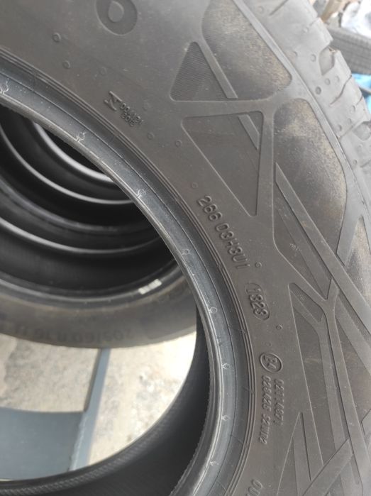 205/60/16 Continental