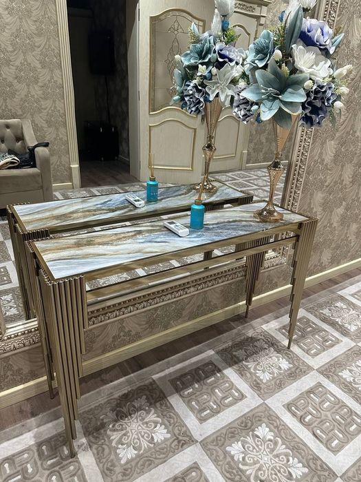 Журнальный столик