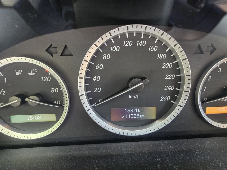 Vând sau schimb cu E39 2.5 diesel