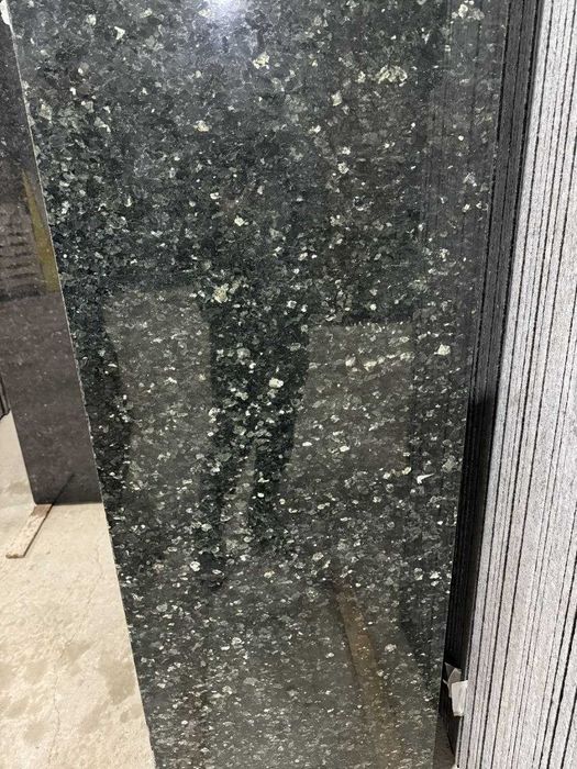 Emerald perl granit ( Norvegiya) Exteryer uchun premium class tosh