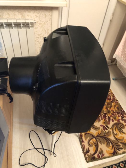 Телевизор daewoo старый